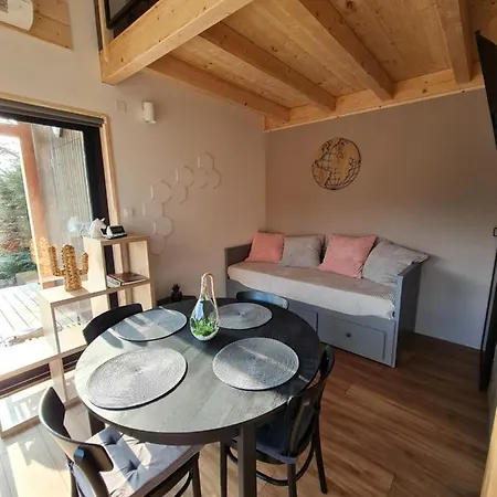 Bienvenue Dans La Cosy Box, Micro Maison Agreable *